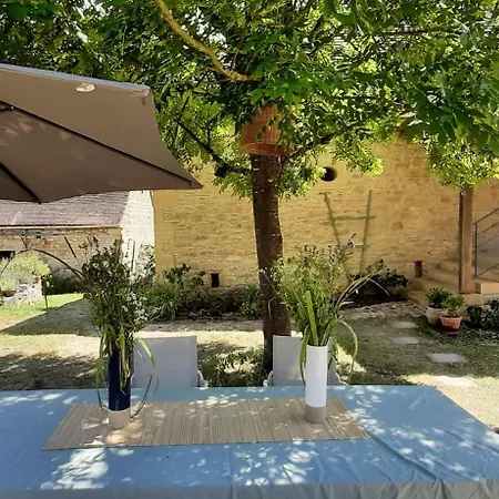Maison Traditionnelle Avec Piscine Gourdon-en-quercy