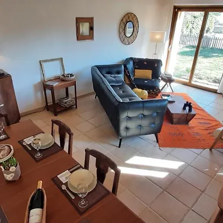 Maison Traditionnelle Avec Piscine Сasa de vacaciones
