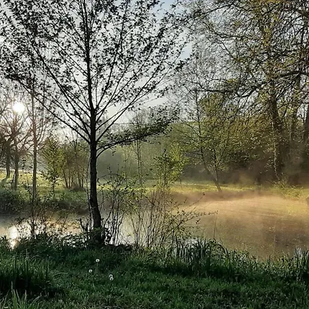 Maison Traditionnelle Avec Piscine Tatil Evi Gourdon-en-quercy